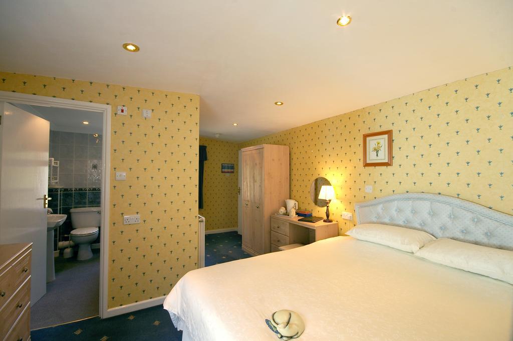 Fieldhead Hotel & Horizons Restaurant Солтэш Номер фото